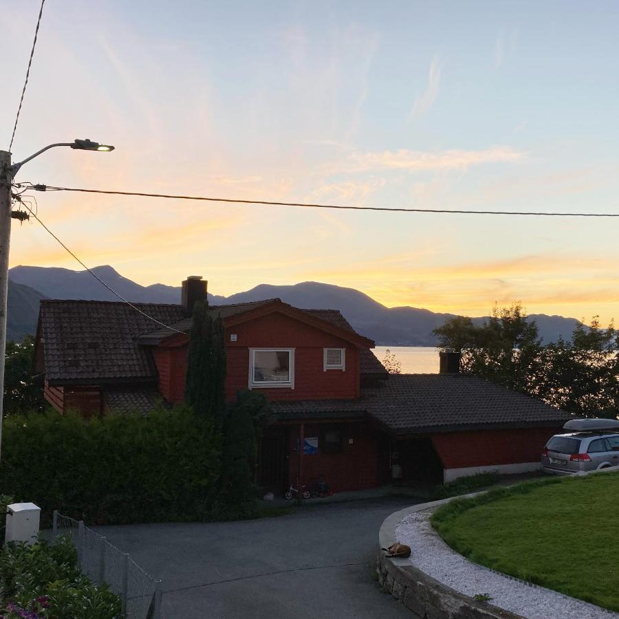 Line Pa Hauane1 Bed & Breakfast Volda Exterior foto