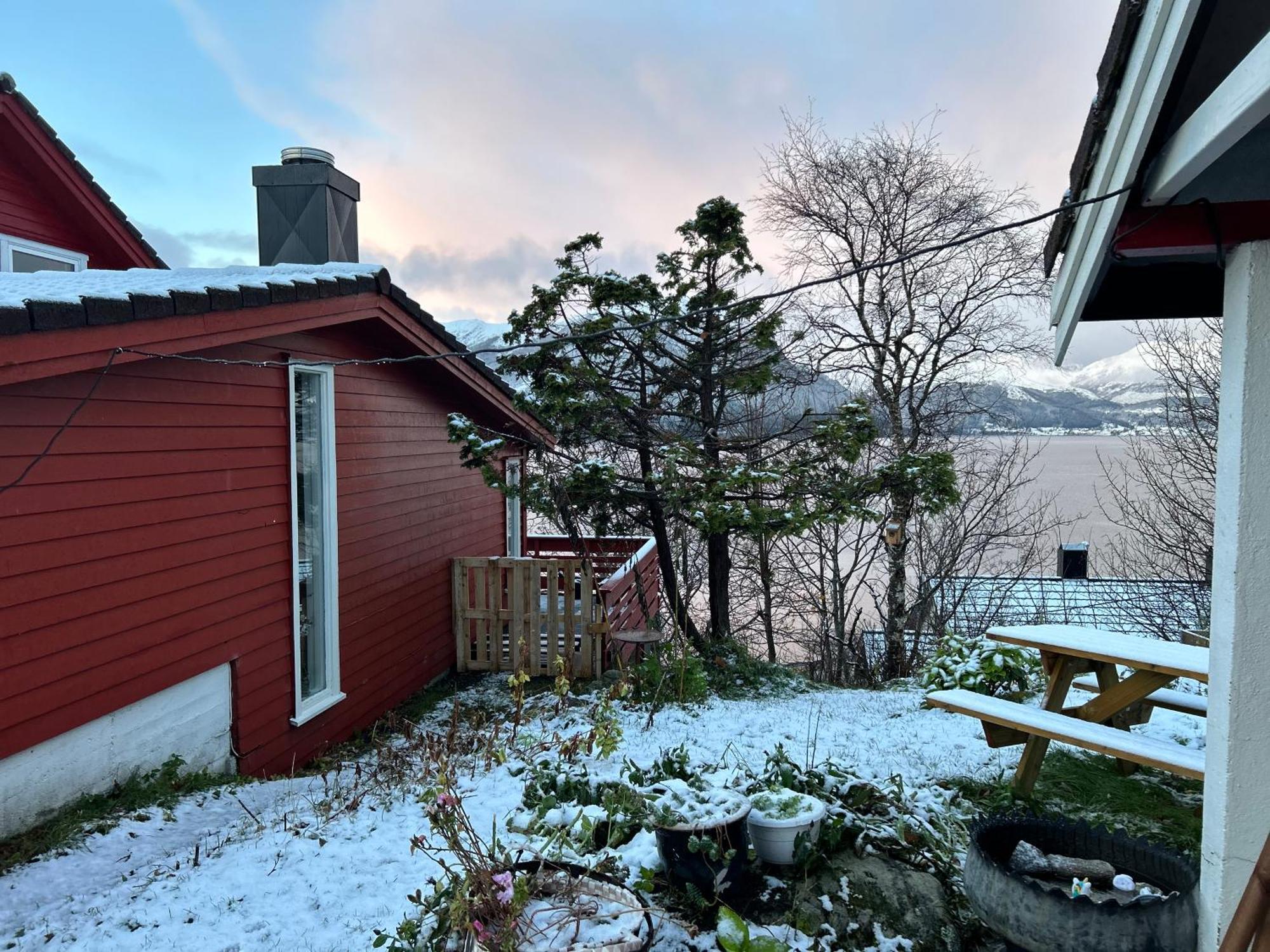 Line Pa Hauane1 Bed & Breakfast Volda Exterior foto